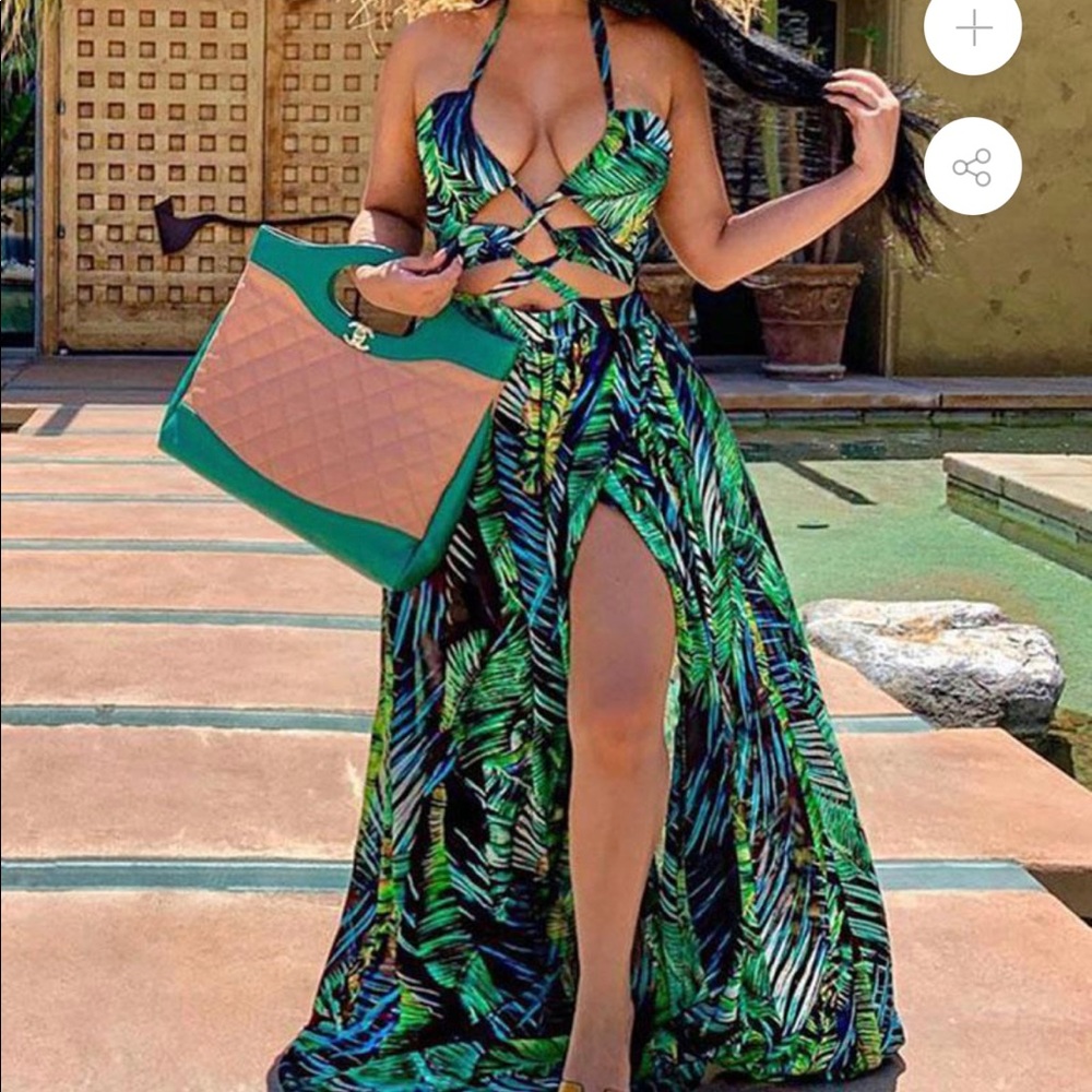 NWOT Summer Time Fine Maxi Dress